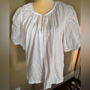 Women’s White Peasant Puff Sleeve Top